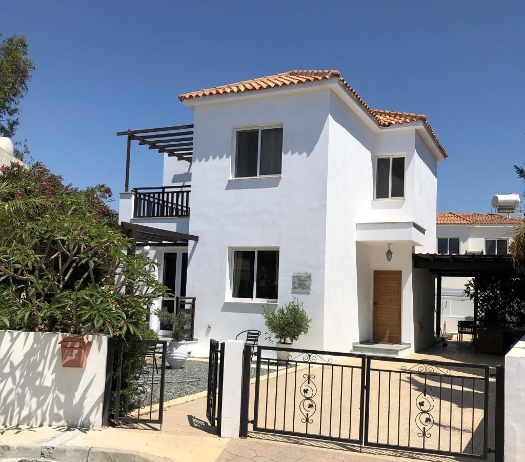 Villa Kiveli Ayía Nápa Extérieur photo